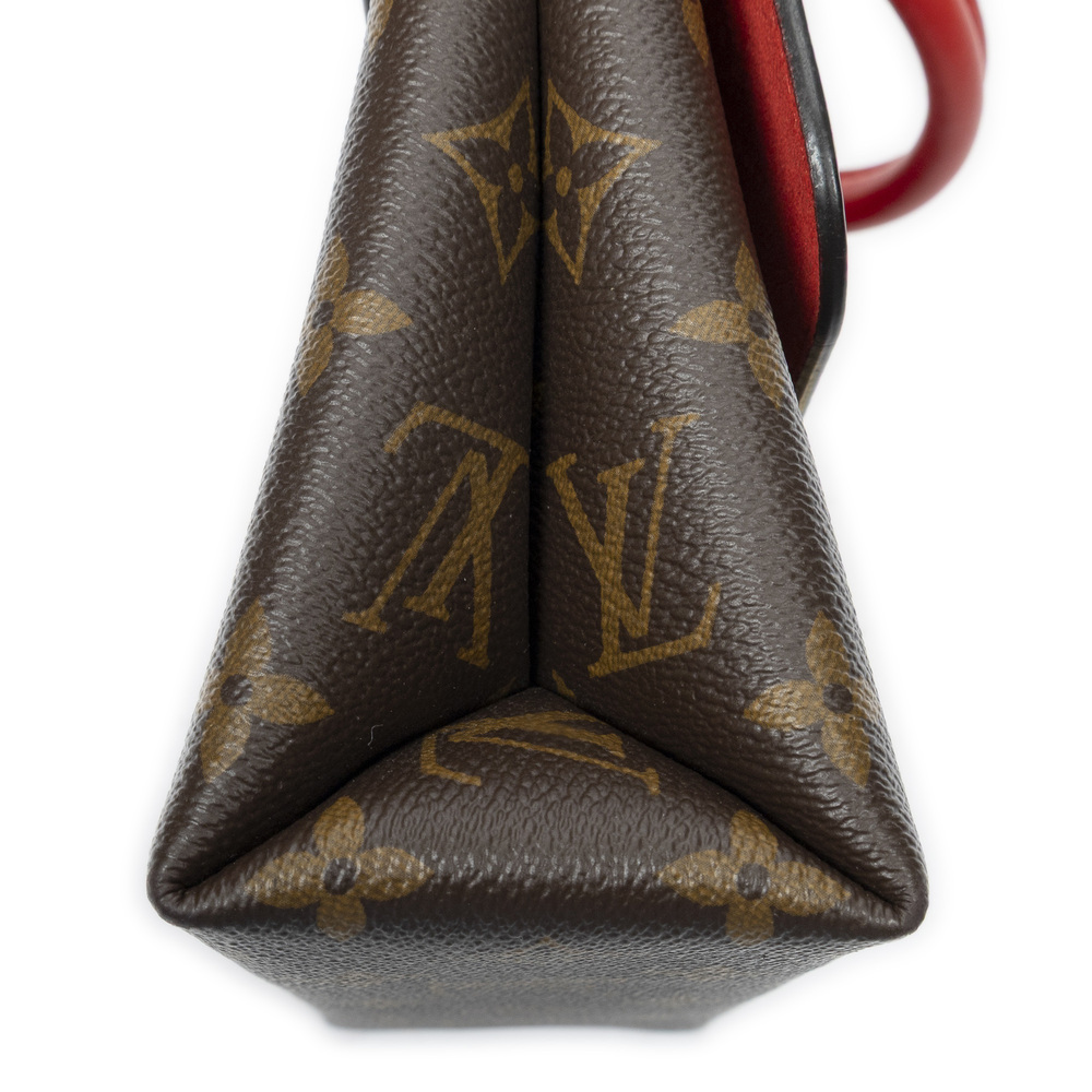 Louis Vuitton Locky BB - Picture 8 of 10